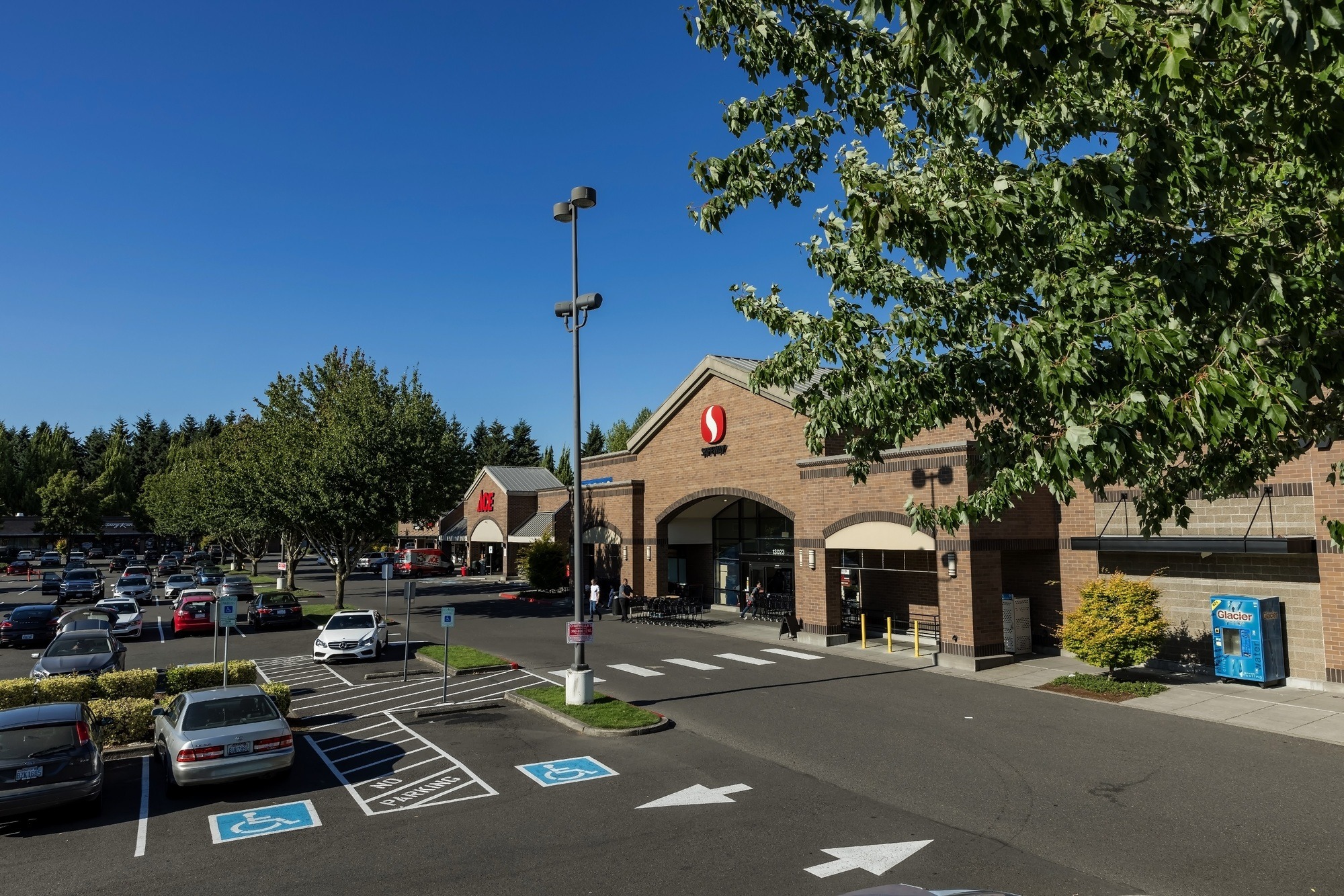 Salmon Creek Plaza Specialty and Service Retail Space C.E. John